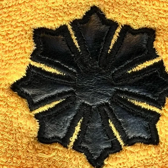 Yellow and Black Wristband - Picture 3 of 3